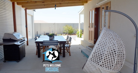 Pet Let - Addington Cross, Esperance - 1