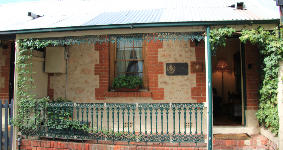 The Lion Cottage - 5