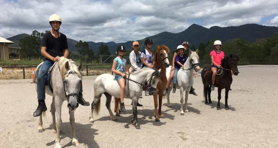 Trevena Glen Farm- Horse Riding Farmstay - 2